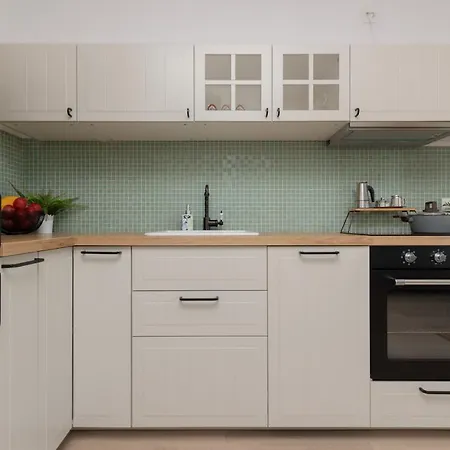 Appartement Praga With Parking By Renters Warschau