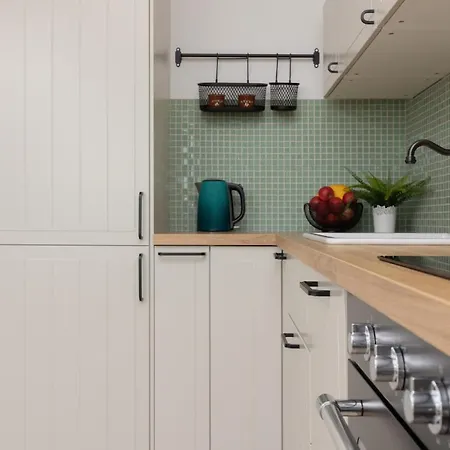 Apartment Praga With Parking By Renters Warschau