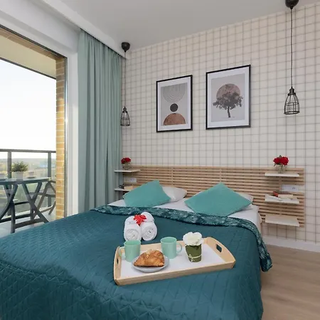 Praga With Parking By Renters Daire