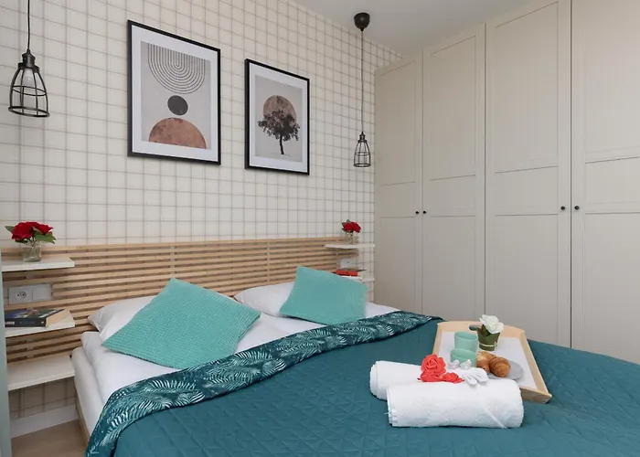 Praga With Parking By Renters * 바르샤바