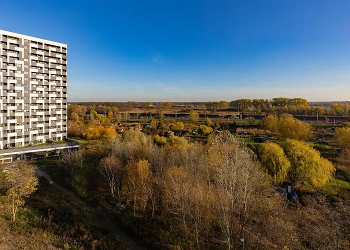 Praga With Parking By Renters